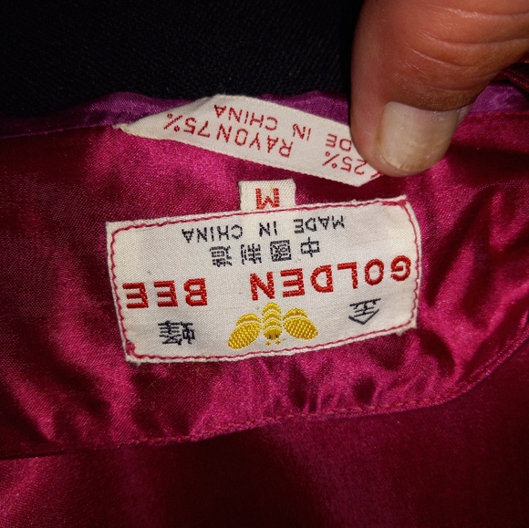 Red silk Chinese blouse (new years deals!!!!!) - Picture 5 of 5